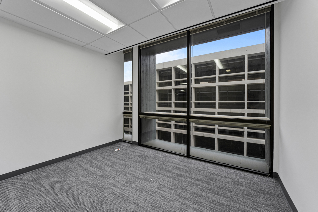 1,583 SF Office Space in Vienna, VA Photo